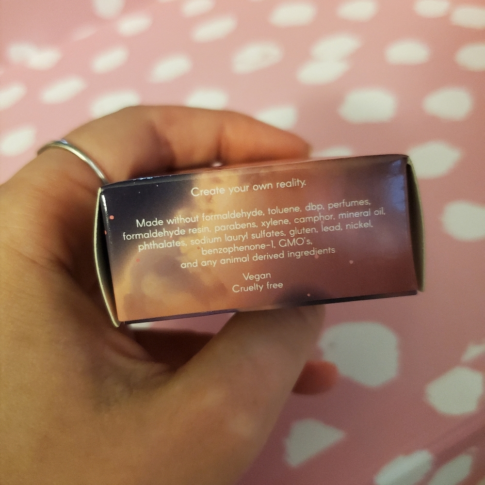 SPACE CASE COSMETICS

Fakecation Bronzer - Picture 4 of 8